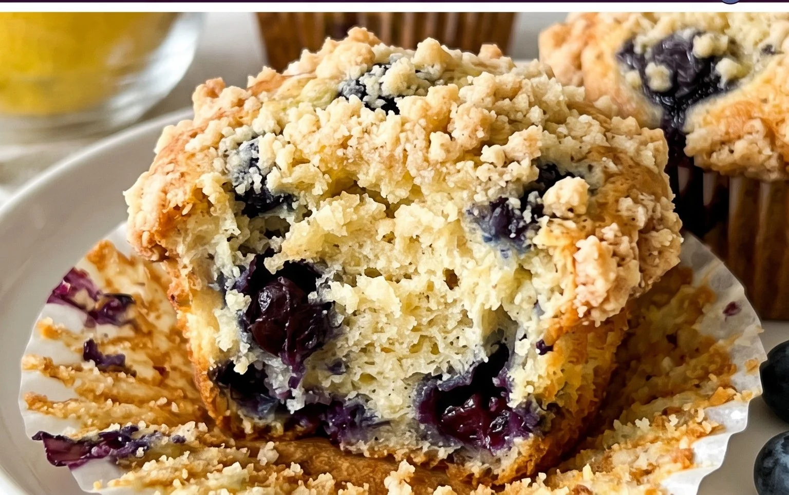 Lemon Blueberry Streusel Muffins